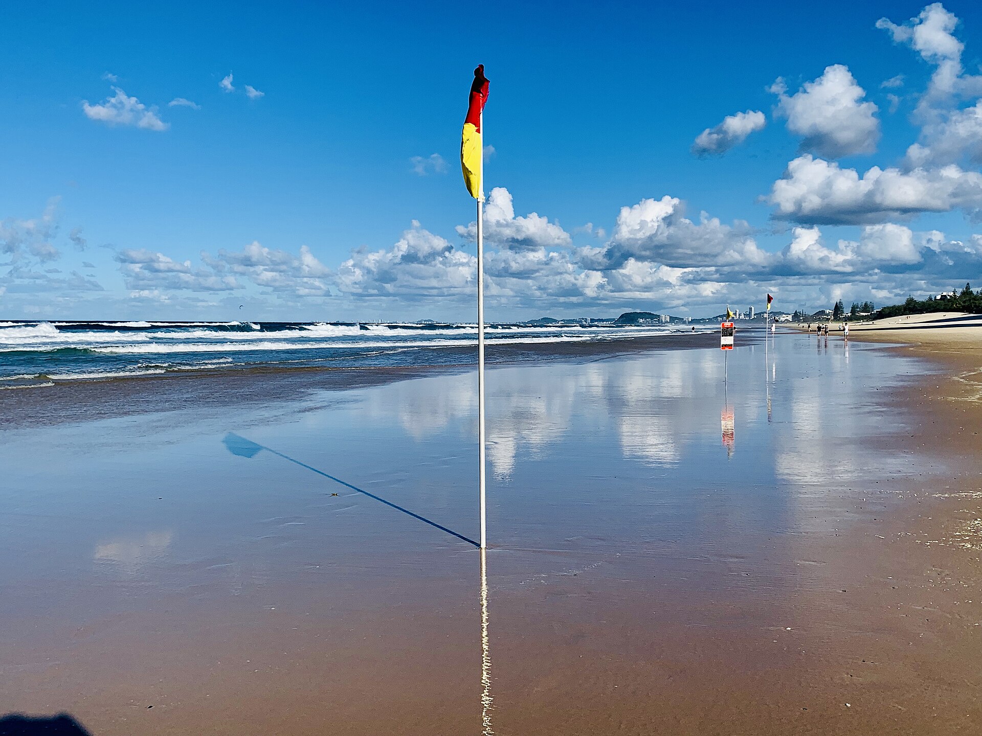 Kurrawa Beach at Broadbeach, near the resort